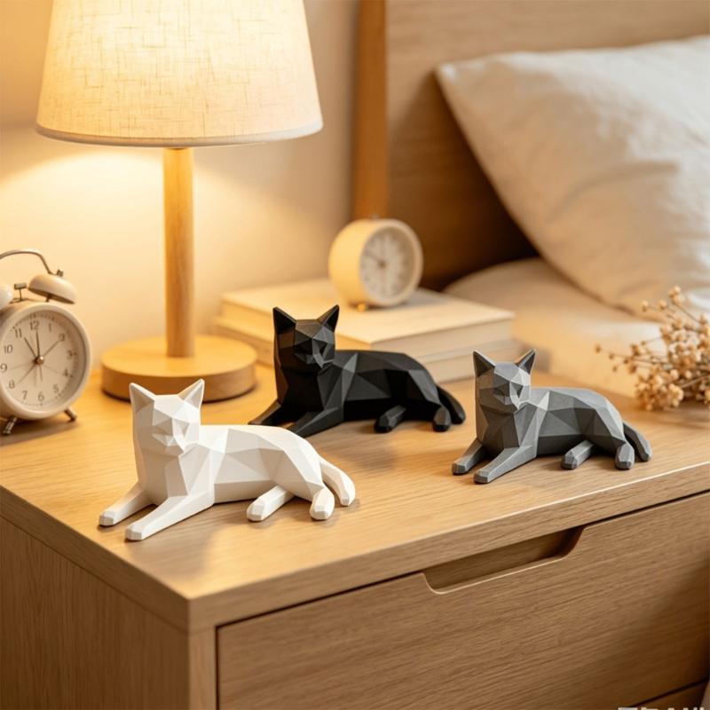 Figurine de Chats Géométriques Imprimée en 3D pour Décoration de Bureau, Accent de Table, Sculpture d'Animal pour Étagères, Tables Basses et Tables de Chevet