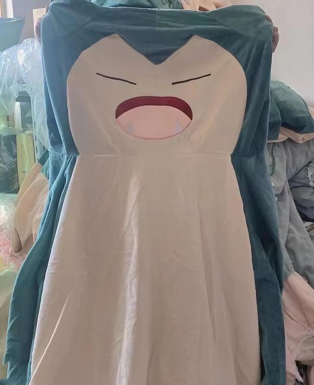 

200/150cm Aoger Giant Snorlax Plush Toys Kawaii Soft Snorlax Leather Shell Plushie NO Filling Pillow Gifts For Children Pokemon 50cm