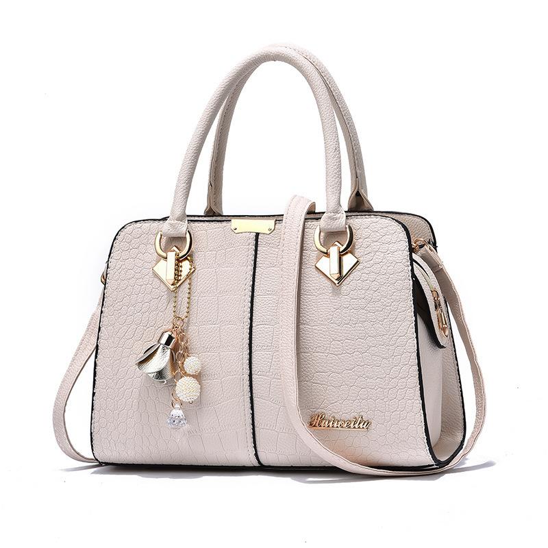 New European and American style women's portable shoulder bag, fashionable shoulder bag, temperament mother bag source