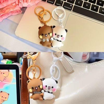 One Two Bubu Magnetic Hug Keyring: Adorable Couple Charm, Cute Bag Pendant, Best Friend Gift.