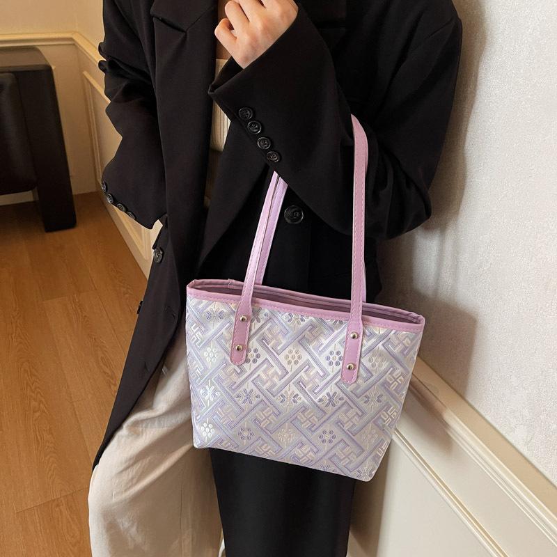 Women Fashion Large Capacity Ethnic Style Versatile Single Shoulder Tote Commuter Bag