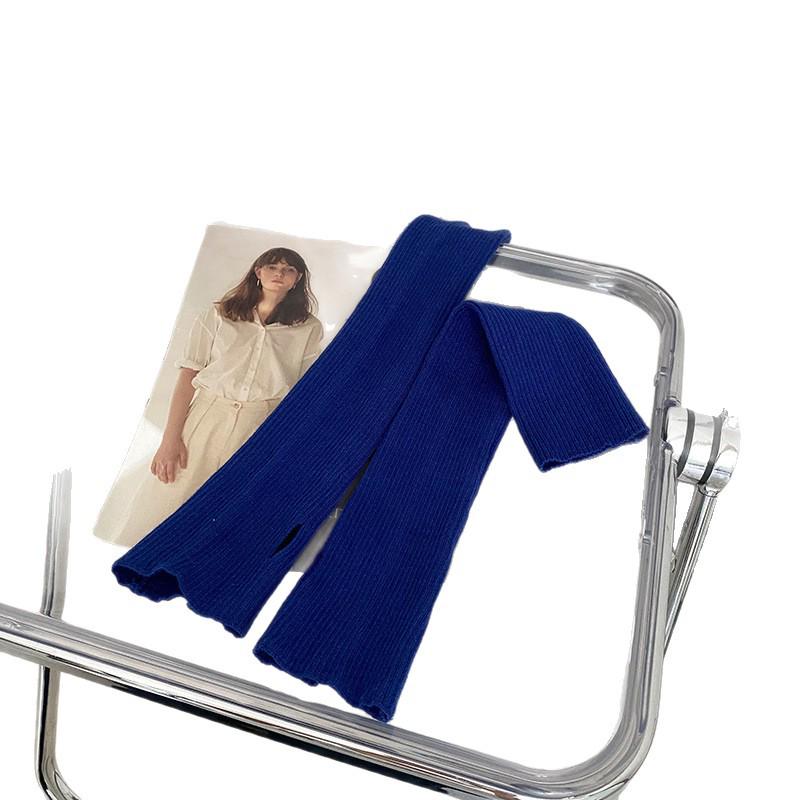 Petrolfarbene einfarbige lange fingerlose Damen-Armstulpen aus gestrickter Wolle - Warm und kältefest