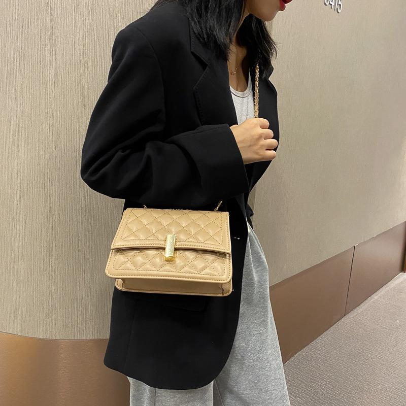 IELGY New Women's Bag Fashion Diamond Chain All-match Simple Shoulder Messenger Bag