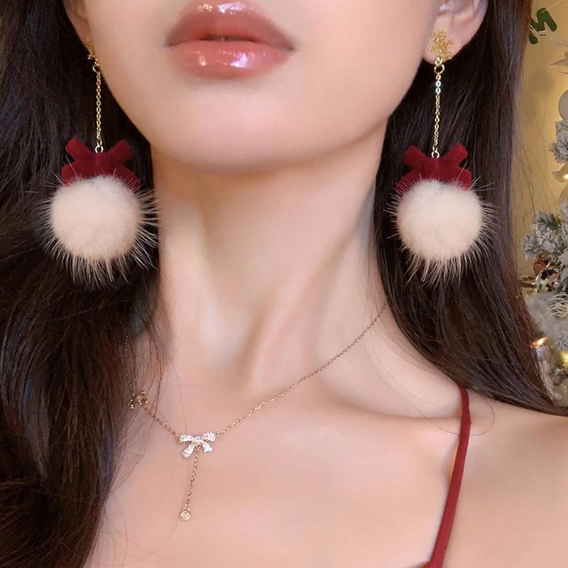 Boucles d'oreilles Pompon Mignon Nœud Flocon de Neige Peluche Noël Doux Bijoux de Mode Pour Femmes Filles Cadeaux Nouvel An