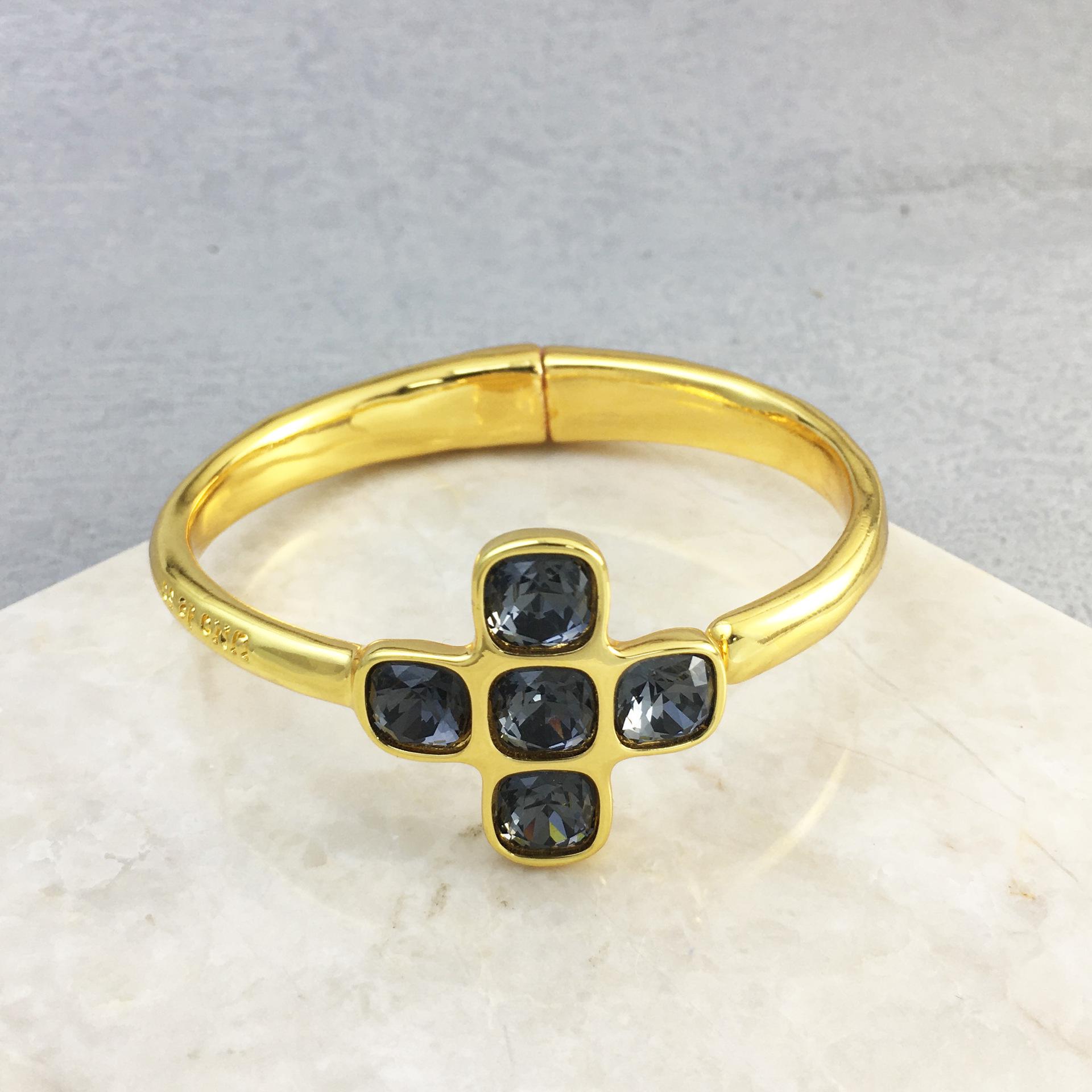Spanish UNOde50 Black Crystal Cross Bracelet, Light Luxury Niche Accessories 19 cm