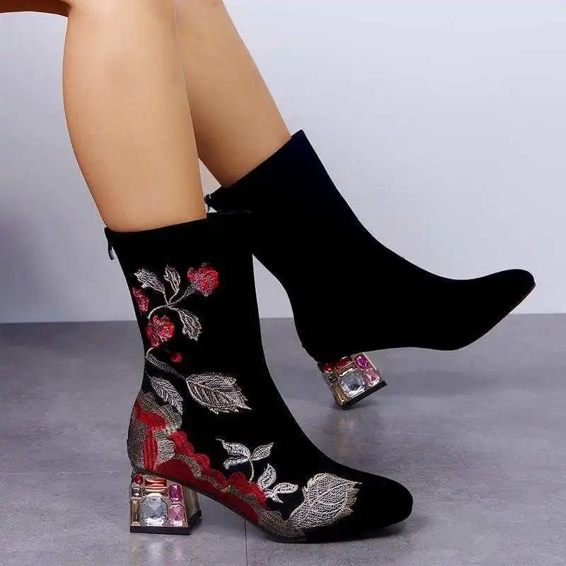 Fashion New 2025 Fashion Winter Women Boots Embroidered Mid Calf Plush Motorcycle Boots Zipper Square Heel Warm Ladies Botas Mujer Yu89