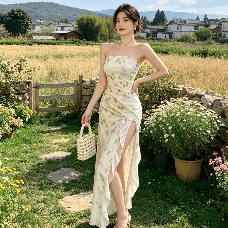 Lotus leaf lace gentle white waist hip skirt 2026 summer temperament slit tube top floral dress