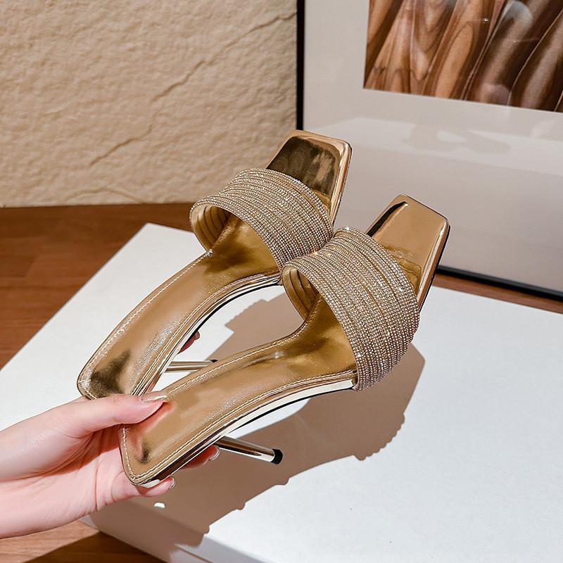 

Fashion Bling Bling Luxury Crystal Square toe Women Slippers Sandals Fashion Narrow band Stiletto High heels Mules Slides Modern Shoes 35
