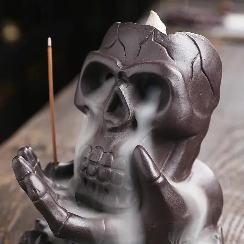 Halloween Skull Statue Home Decoration Fantasy Gifts Skull Backflow Incense Burner Creative Home Aromatherapy Gift - No Incense