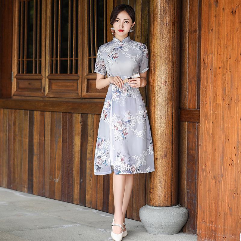 2023 Elegant Embroidered Cheongsam Dress for Women: New Style, Gentle & Youthful, Perfect for Mother's Wear