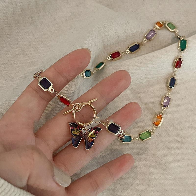 Fashion Retro Beaded Butterfly Y2K Rainbow Crystal Pendant Chain Choker Necklace For Women Bohemia Charm Jewelry Accessories