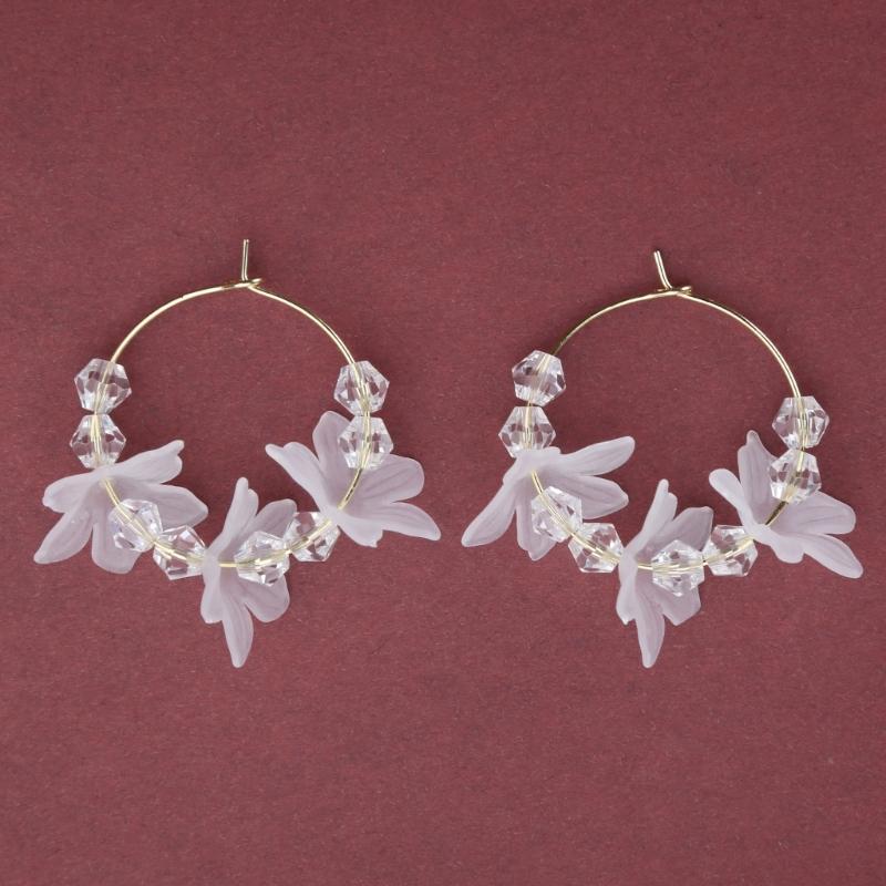 Fashion Trend White Acrylic Flower Drop Earrings Female Alloy Tassel Chain Pendant Earrings Korean Wedding Earrings