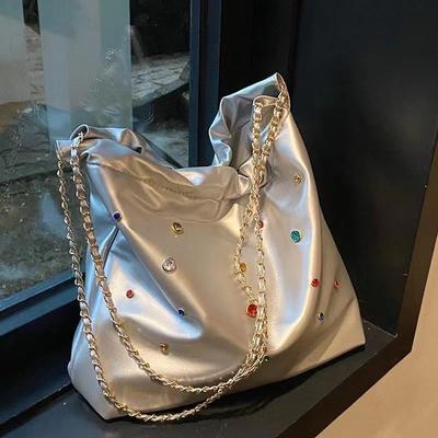 Chain Bag Large Capacity Garbage Bag Commuting Tote Bag Water Bucket Shoulder and Armpit Female