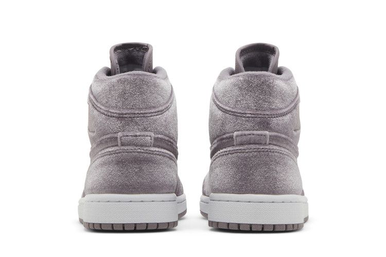 Wmns Air Jordan 1 Mid 'Purple Velvet'