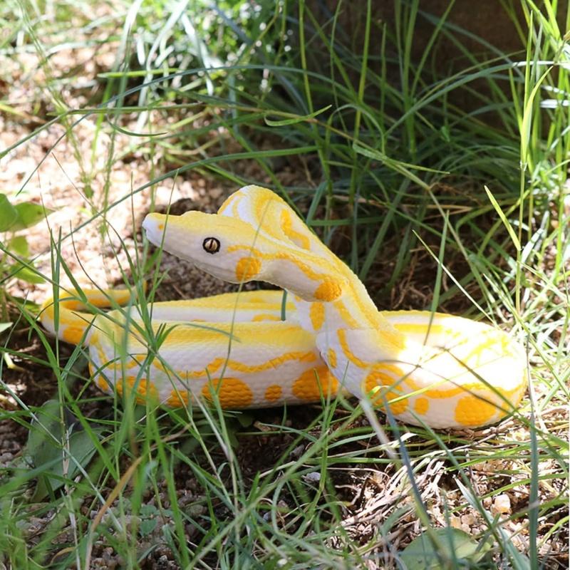 Realistic Fake Snake Toy Rubber Gag Toys Python Snake Action Figure for Halloween Prank Props High Simulation Snake Model