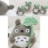 Morbido e Coccoloso Peluche di Totoro con Foglia di Loto Ispirato a Miyazaki Hayao Peluche
