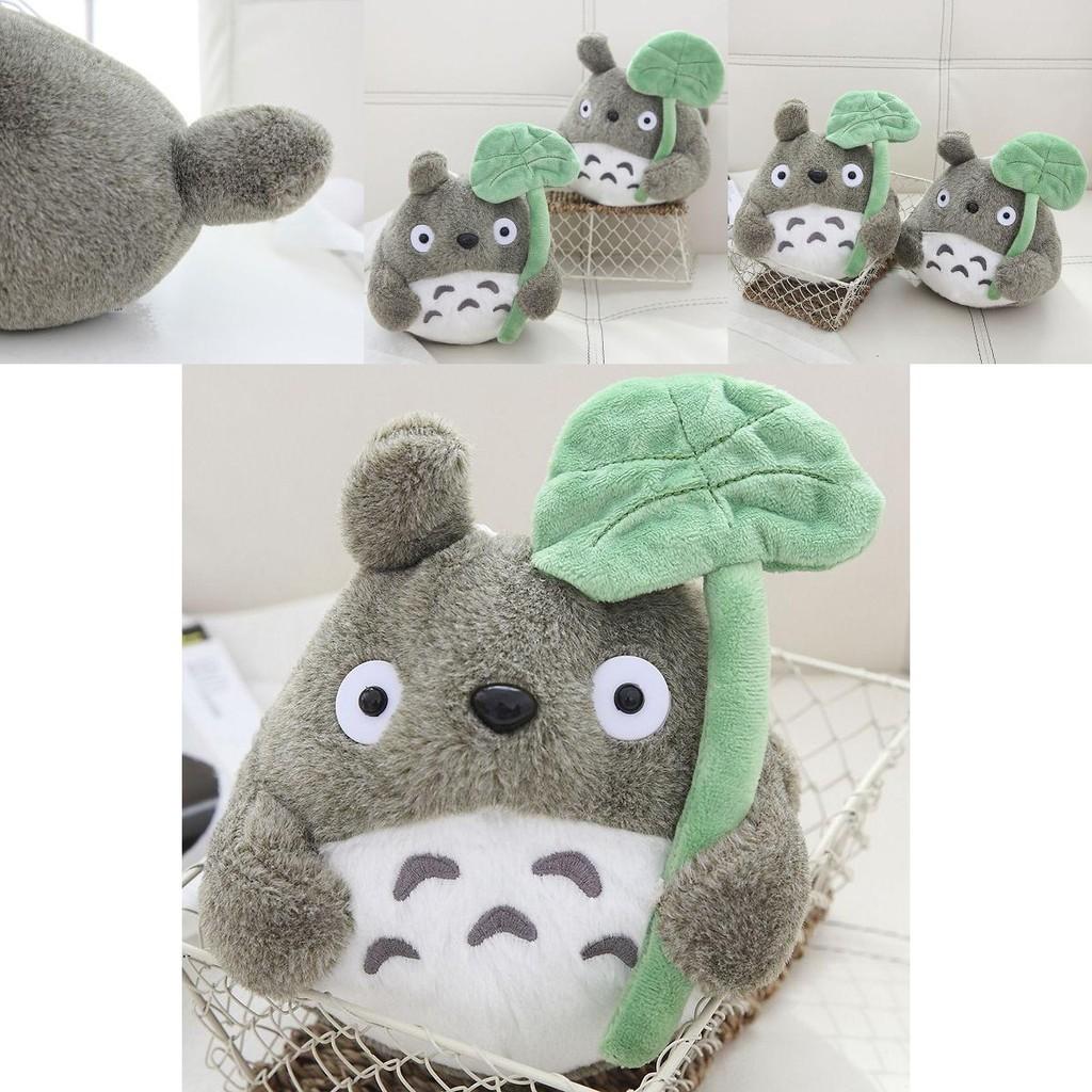 Morbido e Coccoloso Peluche di Totoro con Foglia di Loto Ispirato a Miyazaki Hayao Peluche