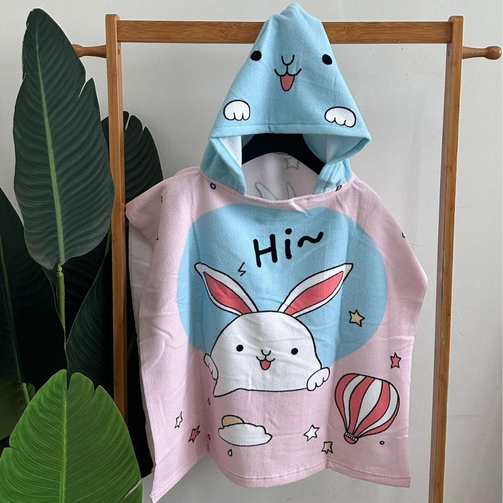 Children's Hooded Bath Towel: Antibacterial, Quick-Drying, Wearable Cloak for Bath or Beach.
