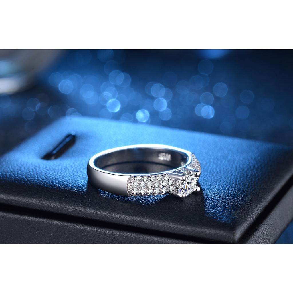 Classic Mozambican Diamond Ring European and N Fashion Explosion of Platinum Plated Wedding Diamond Ring