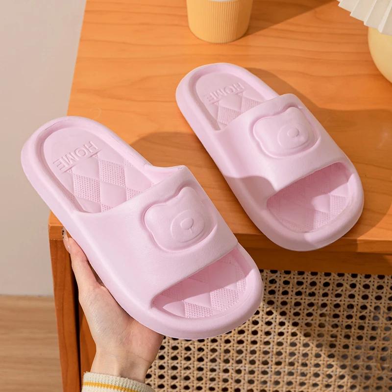 Fashion Lightweight Soft Sole Summer Slippers Women Solid Color Non-Slip Indoor Slides Woman Flat Heel Casual Couple Bathroom Flip Flops