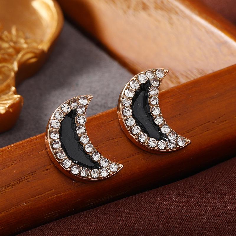 Korean Cross-Border Stud Earrings: Trendy Heart-Shaped Rhinestone Inlaid Jewelry for Women