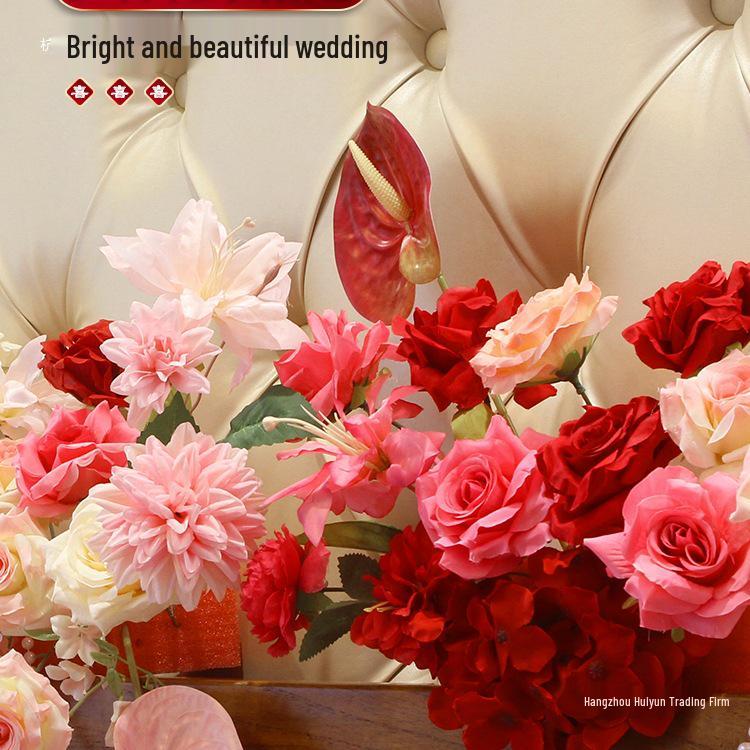 Wedding Floral Decorations: Bedside, Dining, and Desktop Arrangements for Festive Occasions and Engagements.