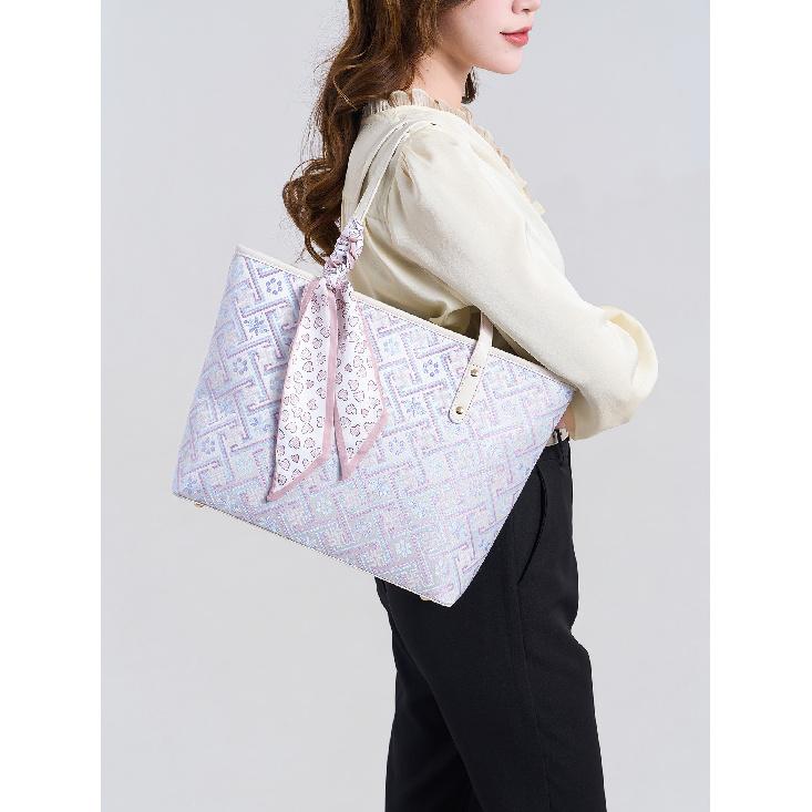New Chinese-style Guangxi Zhuang brocade tote bag, large-capacity commuter shoulder bag with silk scarf decoration