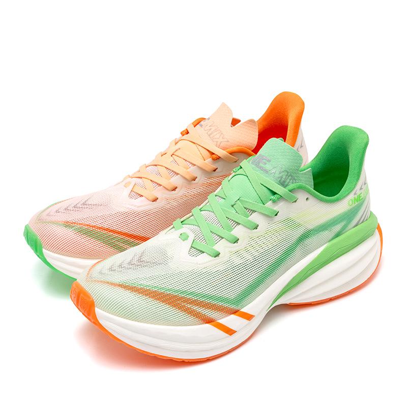 

ONEMIX Летне-осенние кроссовки для бега для мужчин Легкий дизайн Быстросохнущие Марафон Амортизация Поддержка Мужские кроссовки 35 оранжевый