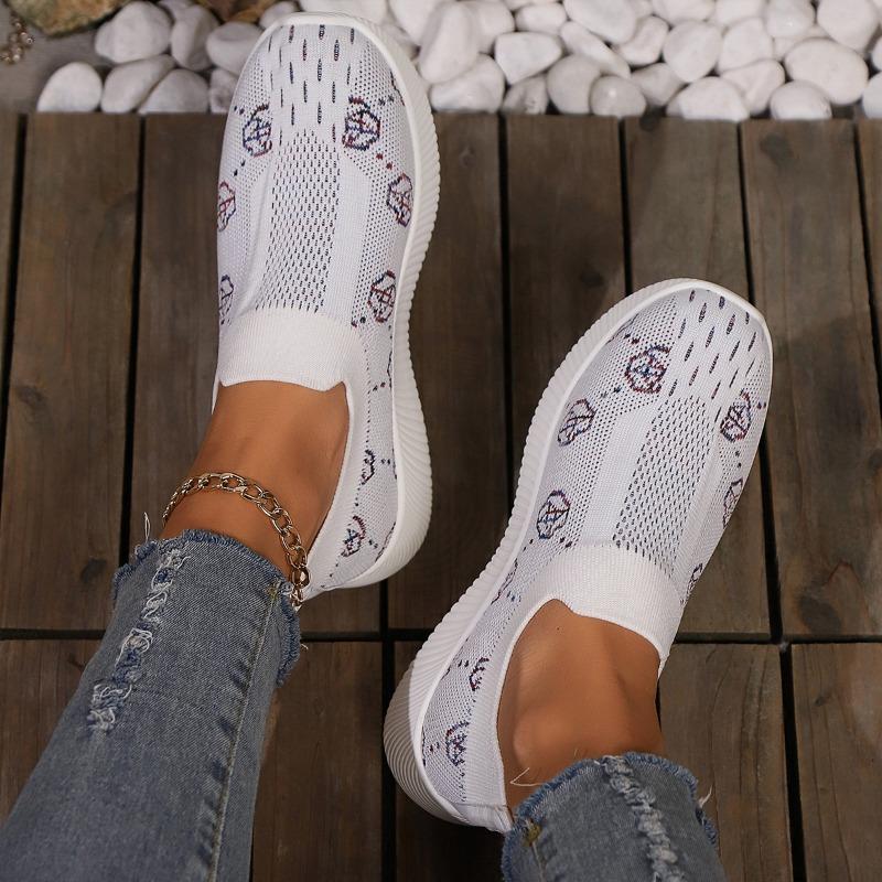 Women's Spring and Autumn Foreign Trade Flying Shoes Fashion Slip-on Mesh Shoes Sports Casual Shoes
