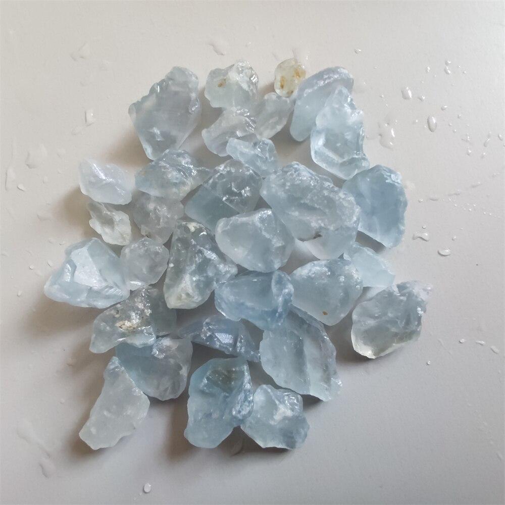 Naturalny kamień celestytowy dyfuzor oleje surowe błękitne niebo kryształowe kamienie szlachetne okaz minerału dekoracja zbiornika uzdrawiający kryształ energetyczny