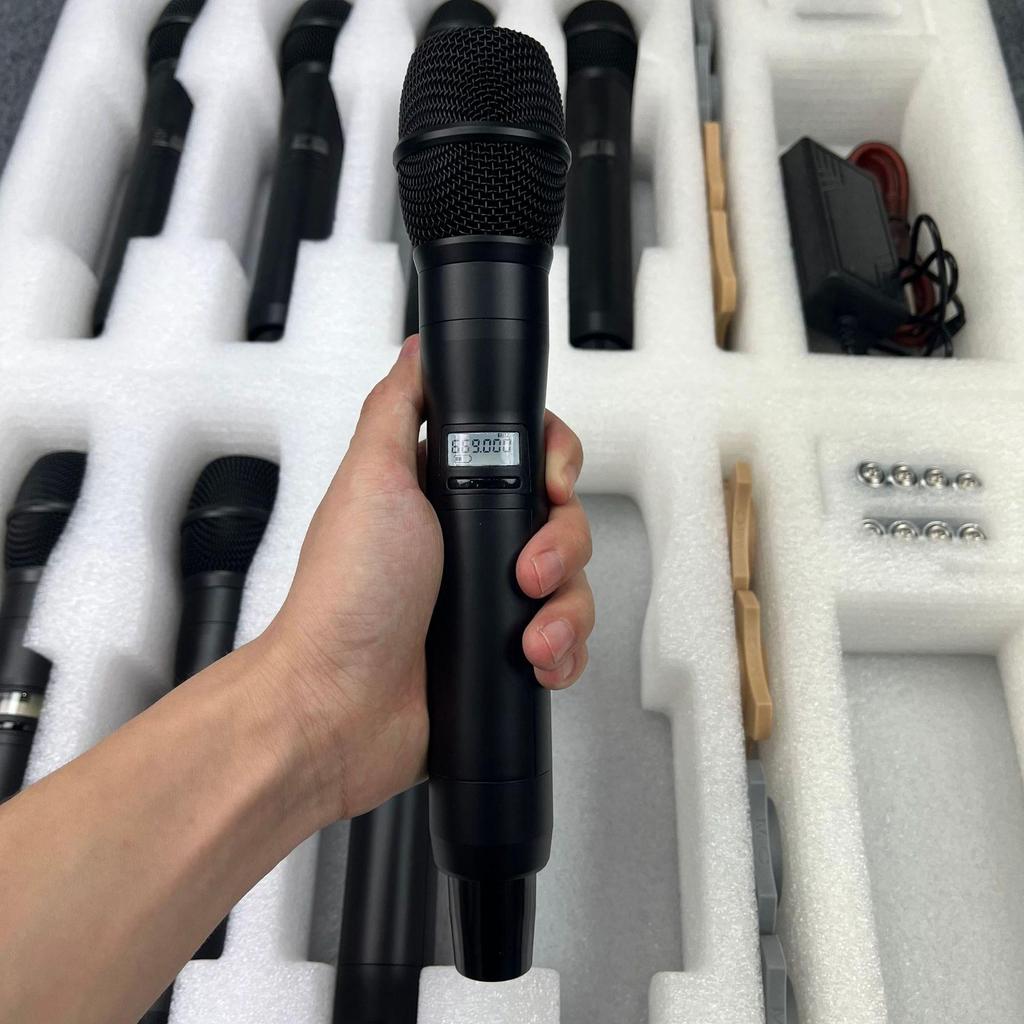 One-to-Eight Wireless Handheld Microphone - In Stock