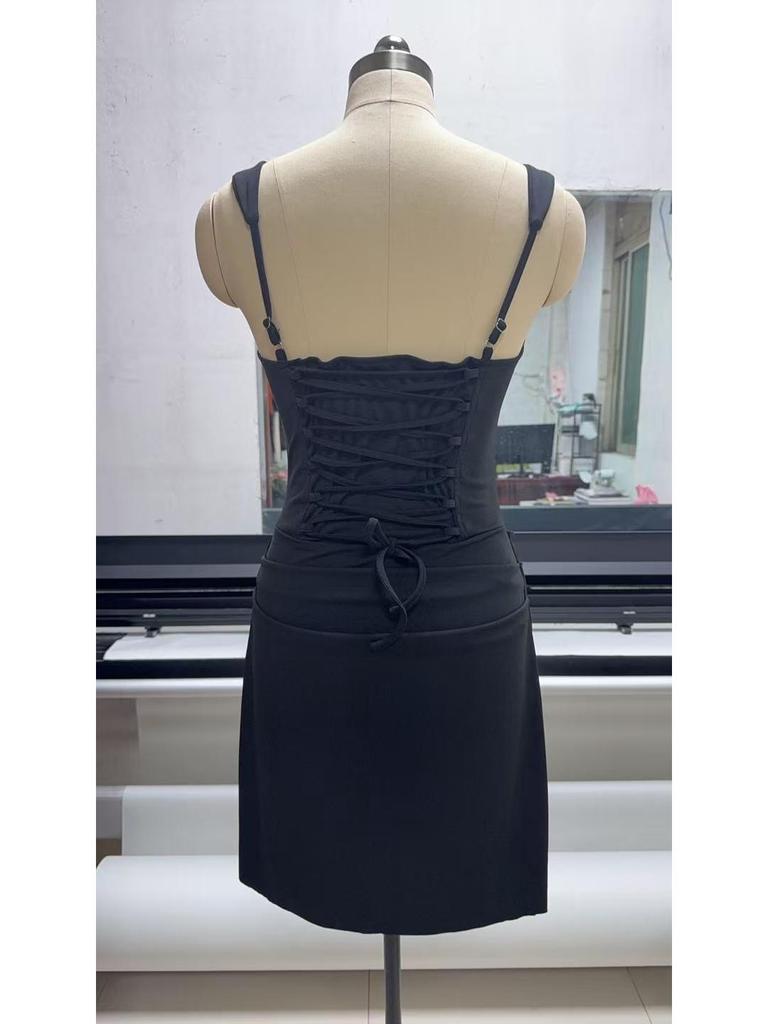 2026 Women's French Style Bodycon Square Neck Sleeveless Dress with Lace-up Waist