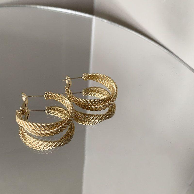 Korean Minimalist Silver Color Braided Hoop Earrings Hollow Twisted Circle Earrings for Women Party Daily Wear Statement Jewelry