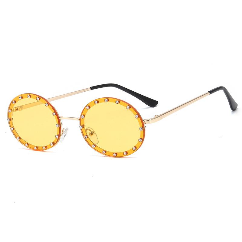 Rhinestone Decor Oval Women Sunglasses UV Protection Fashion Trendy European American Style Travel Sun Glass