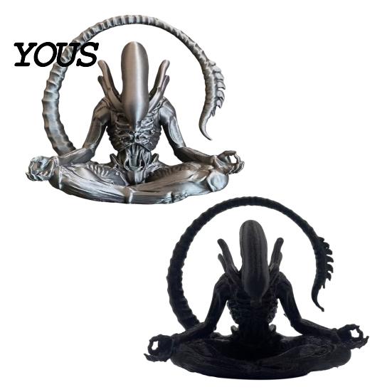 Unique Alien Gift Idea 3D Printed Figurine, Zen Meditation Alien-shaped Sculpture Desktop Ornament, Collectible Sculptures for Sci-fi Fans Toy