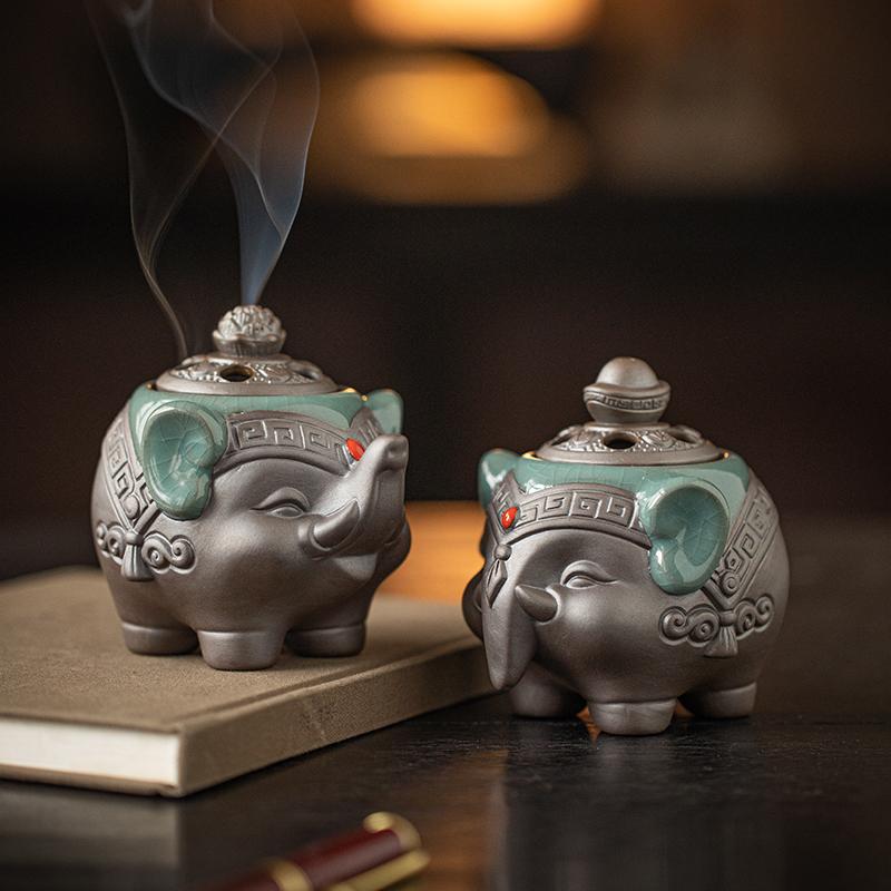 Creative Ceramics Mini Aromatherapy Furnace, Home Indoor Zen Tea Ceremony Decorations, Elephant Shape, Small Incense Burner, 1Pc