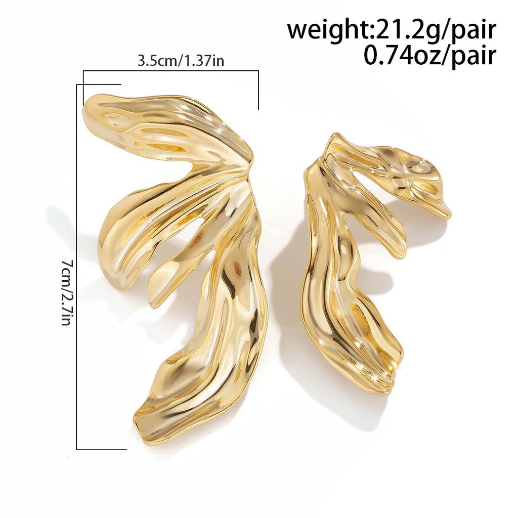 Exaggerated metal ginkgo biloba stud earrings, trendy girl sweet cool wind shell pattern earrings