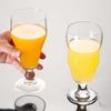 Tulpenförmiges Transparentes Getränkeglas – Hoher Stiel für Saft, Milchtee, Cocktails und Kaltgetränke.