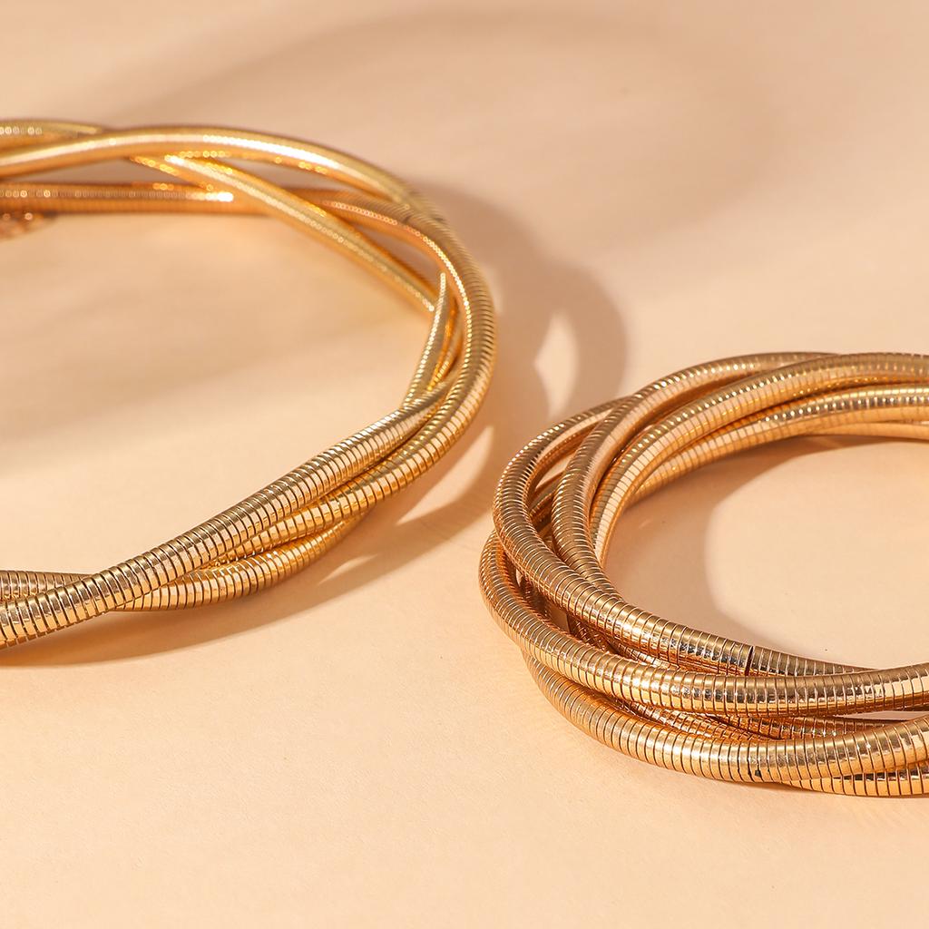 Ensemble de bijoux collier bracelet à ressort à enroulement trois fils pour femmes, adapté au port quotidien et aux cadeaux de vacances