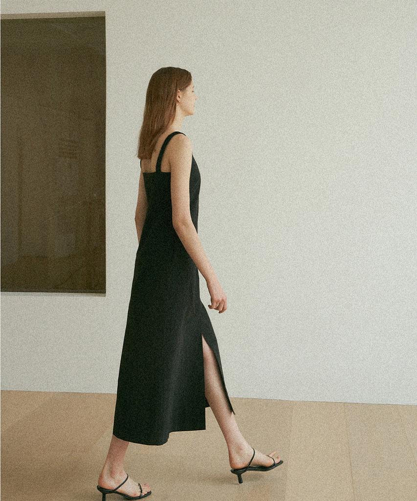 Kkeulle Long Nylon Slip Dress_Black