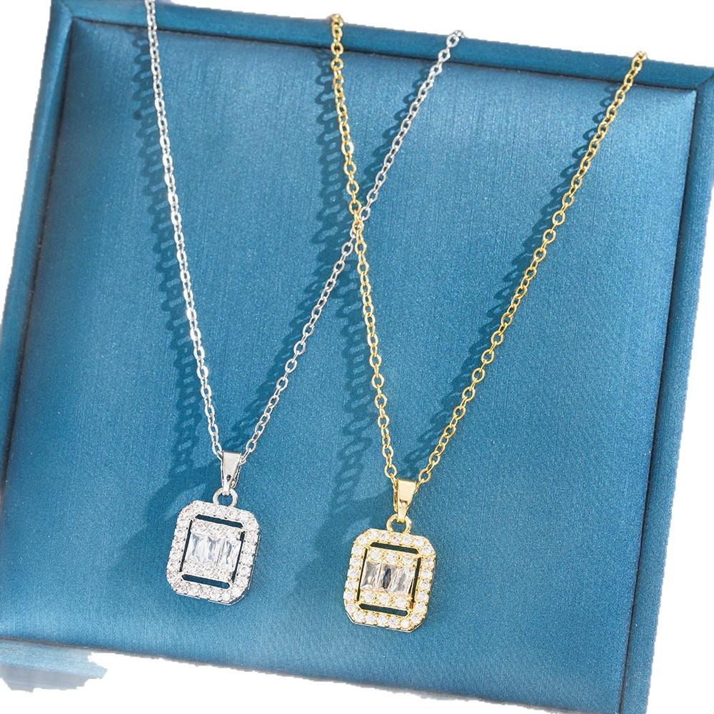 Elegant European-American Rectangular Diamond Clavicle Necklace - Light Luxury Fashion for Women