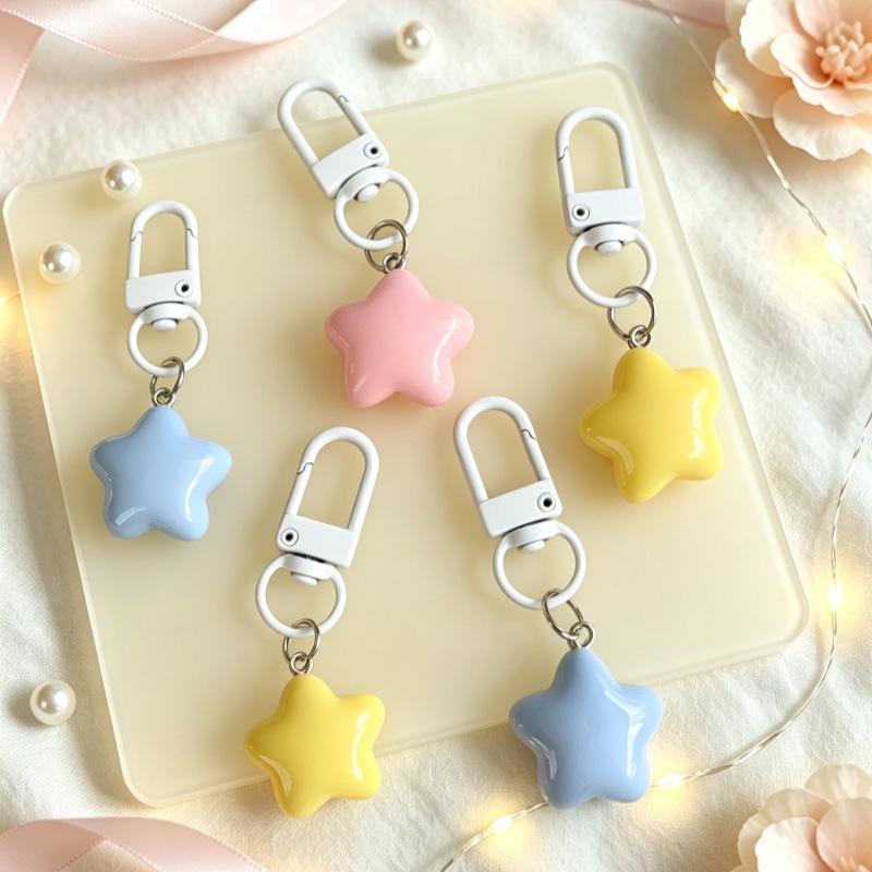 Charming Yellow Star Keychain – Soft, Cute Gift for Friends & Couples