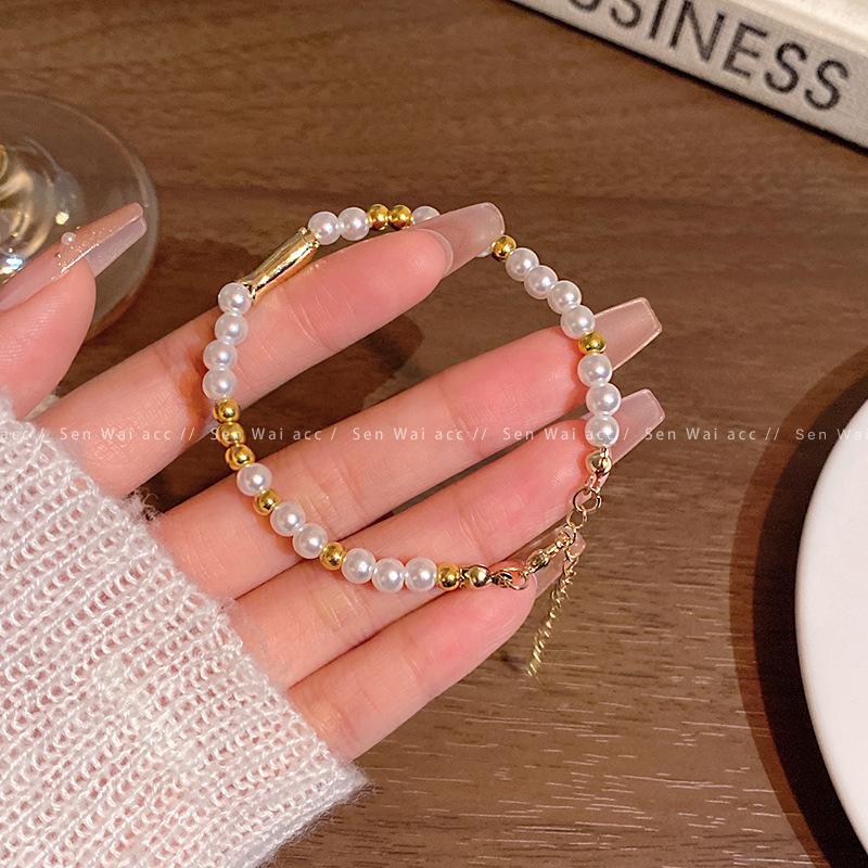 Fashion Temperament Pearl Bracelet Women's Light Luxury Niche Bracelet Exquisite Jewelry