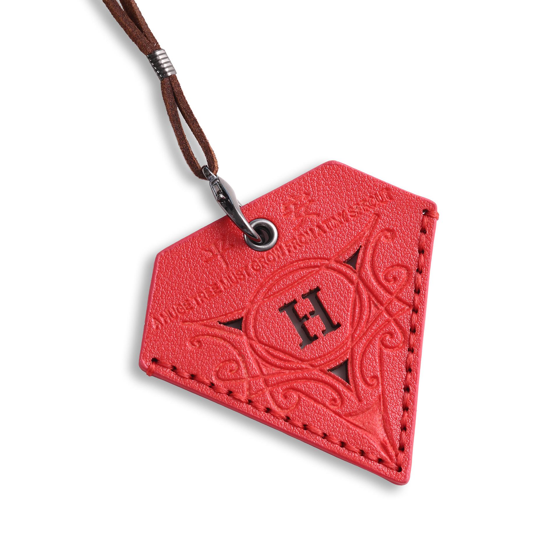 

Треугольный кожаный амулет для автомобиля - высококачественный аксессуар для зеркала заднего вида красный