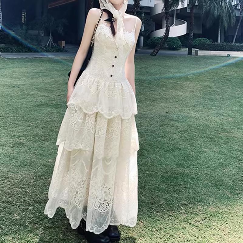 

Elegant Embroidered A-line Dress with Headscarf - Xiao Jun Jun Custom Collection XS брудно-білий