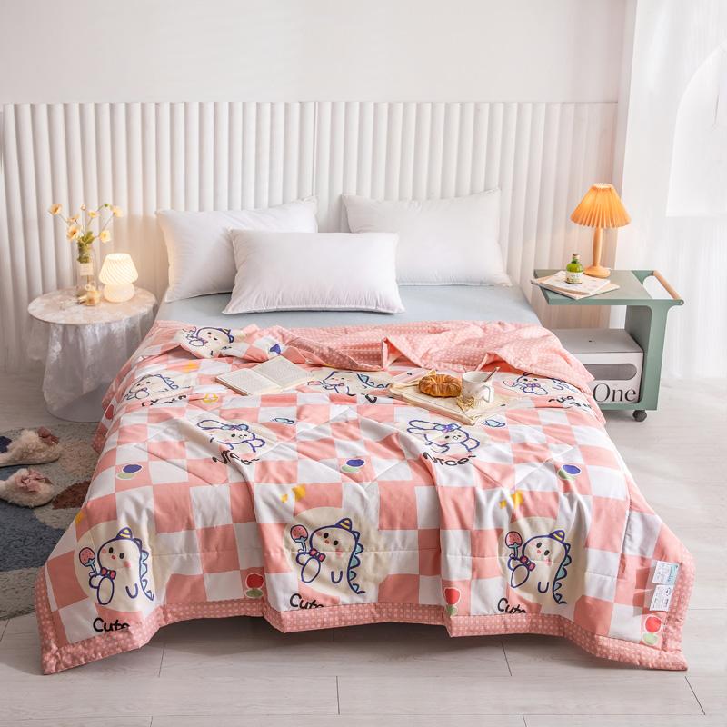 Funny Cartoon Bear Quilt Cotton Summer Air Conditioning Quilted Quilt Soft Skin-friendly Breathable Multifunction Thin Blanket