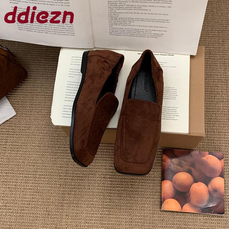 Fashion Soft Female Casual Footwear Flats With Shoes For Women Loafers Fashion Shallow Square Toe Ladies Flats Slip On Shoes