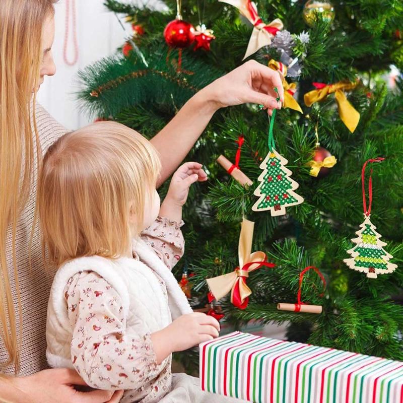 46-teiliges DIY Weihnachtsbaum Stickset - Hellblau/Weiß/Gelbes Holzornament-Set - die perfekte Wahl für Weihnachtsdekorationen