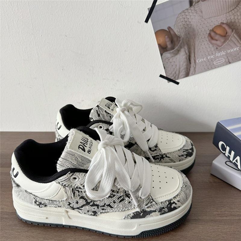 Nischen-Zerstörungs-Wind-Plattform-Weiße Schuhe Guochao Unisex Vielseitige Brotchuhe Studenten-Sport-Skateboard-Schuhe