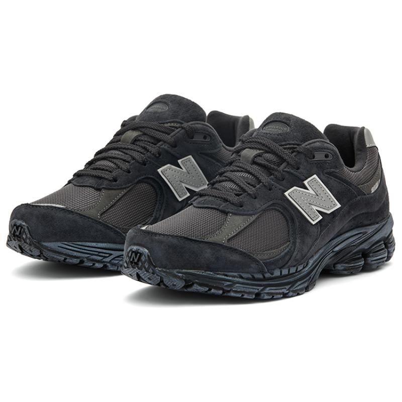 New Balance 2002R Black Grey Sneakers M2002RBV